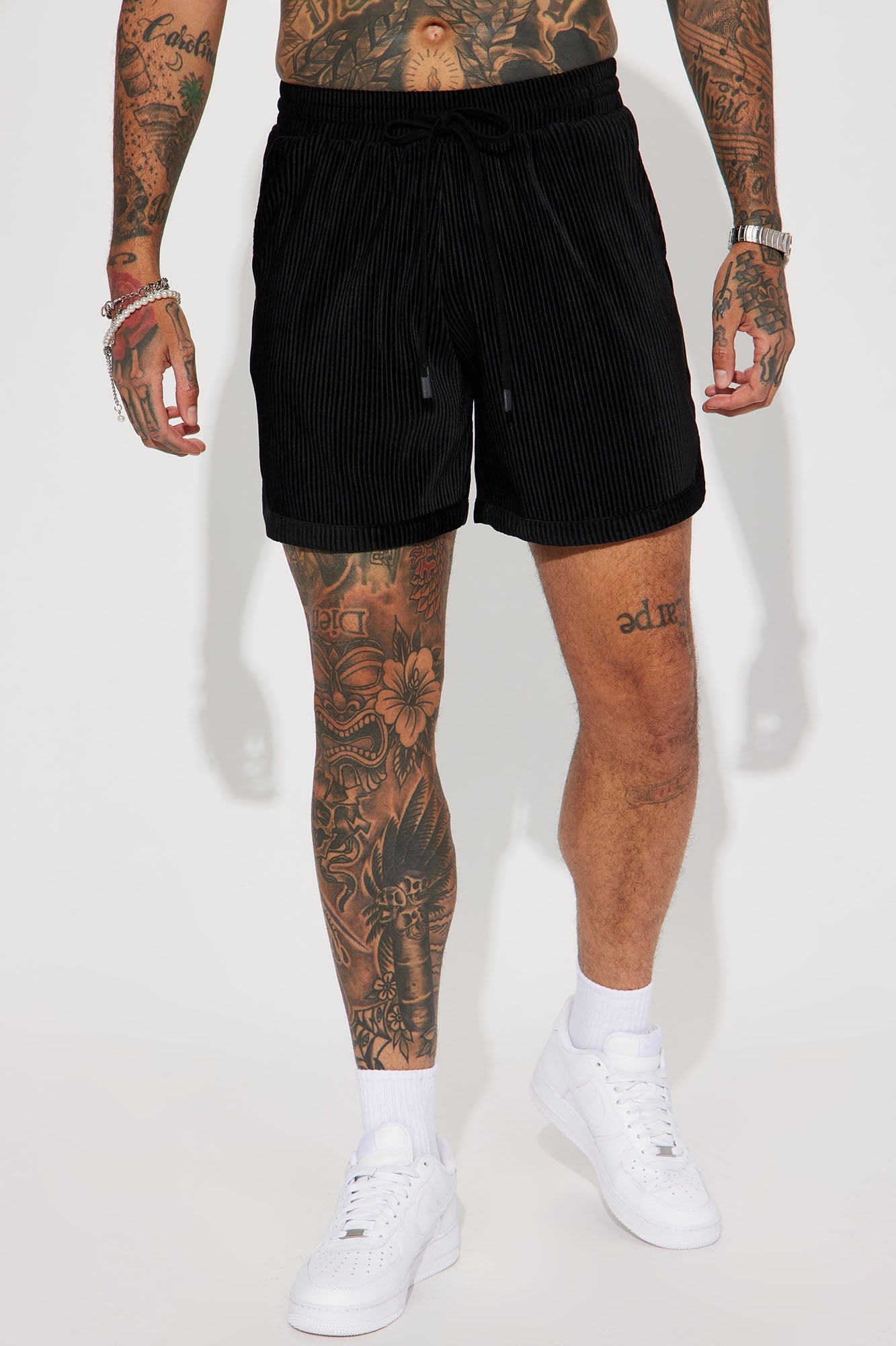 Stacks Textured Shorts - Black
